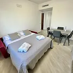 La Maison Du Soleil בית נופש אג'רולה
