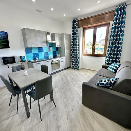 別荘 La Maison Du Soleil アジェーロラ